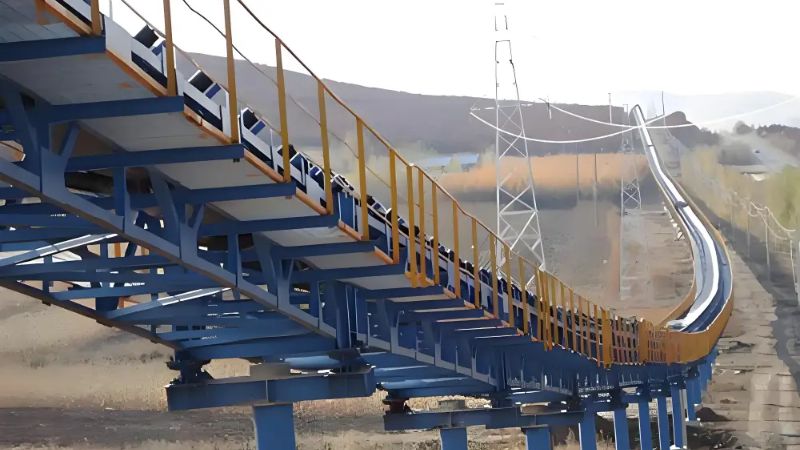 長(zhǎng)距離帶式輸送機(jī)